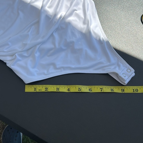 Express White bathing suit high legs - Picture 14 of 17